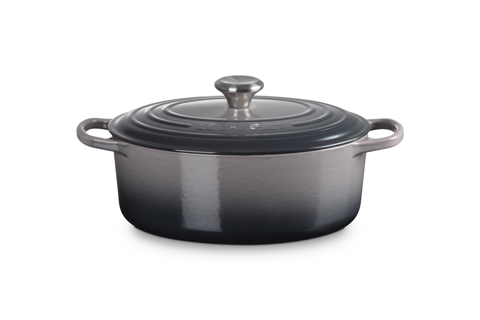 Le Creuset - Signature Oval Dutch Oven