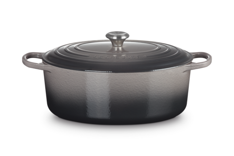 Le Creuset - Signature Oval Dutch Oven
