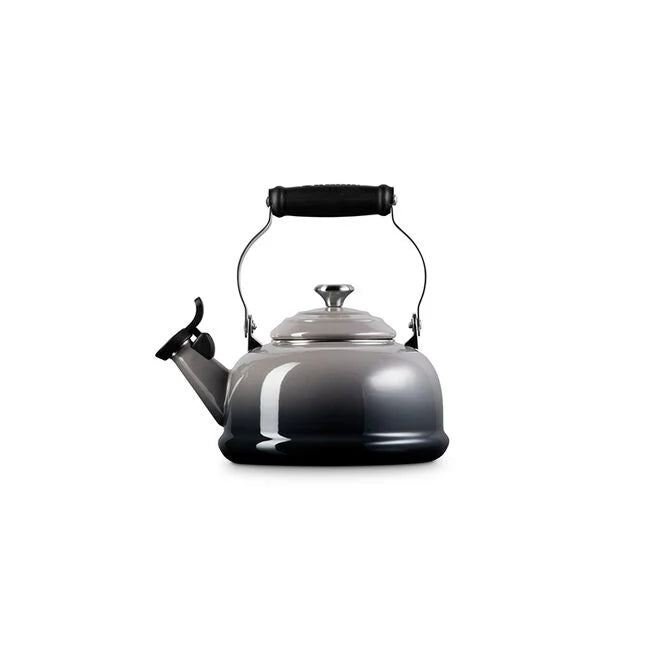 Le Creuset - Classic Whistling Kettle