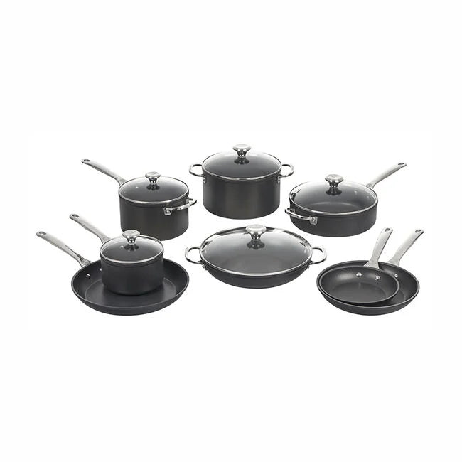 Le Creuset - Toughened Non-stick PRO 13-Piece Cookware Set