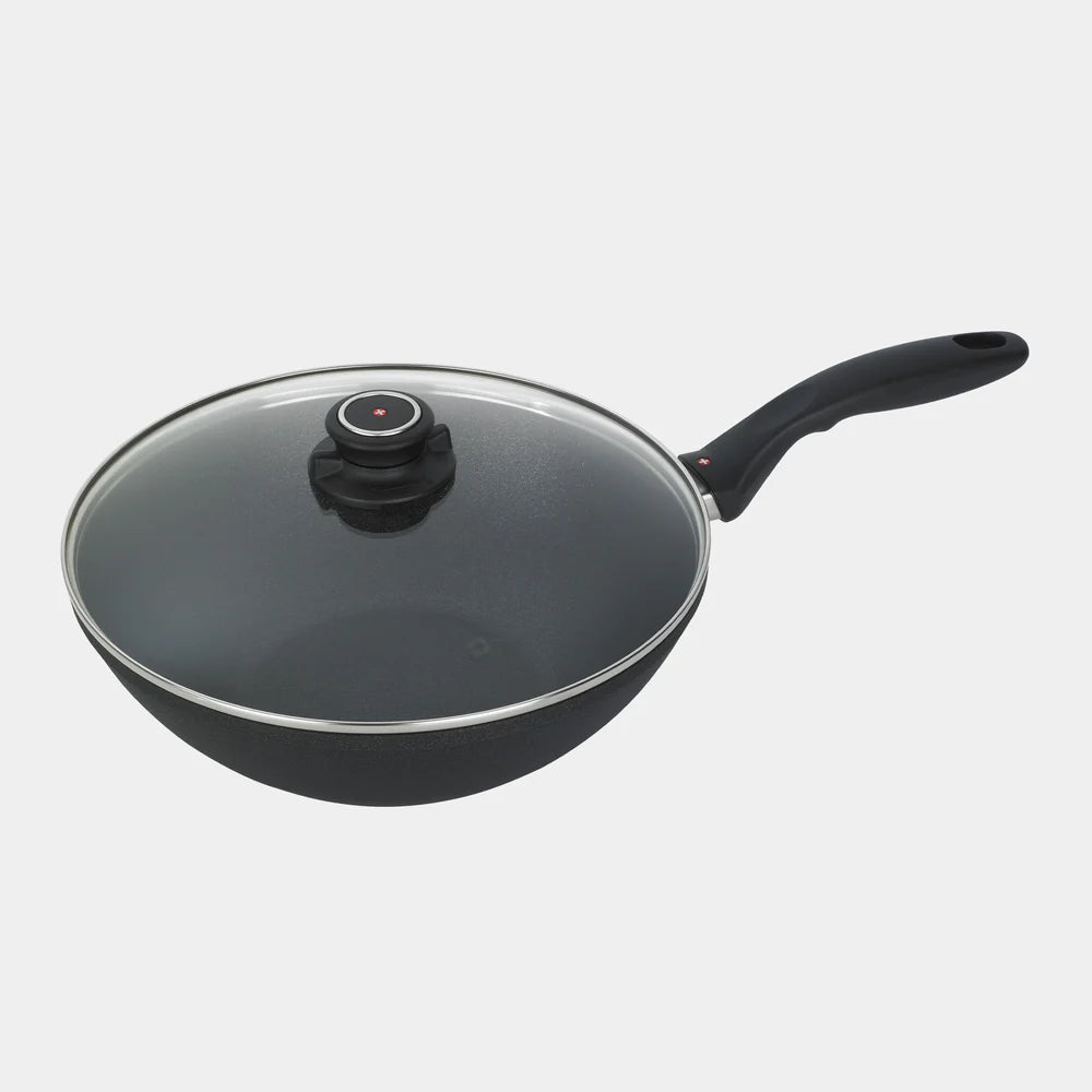 Swiss Diamond - XD Nonstick Wok With Glass Lid