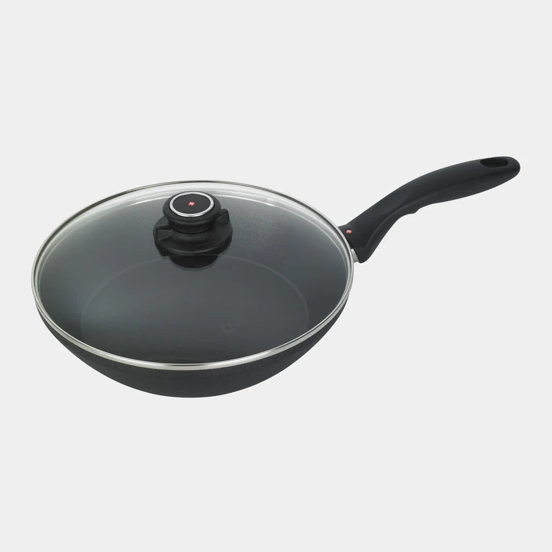 Swiss Diamond - XD Nonstick Stir-Fry Pan with Glass Lid - INDUCTION
