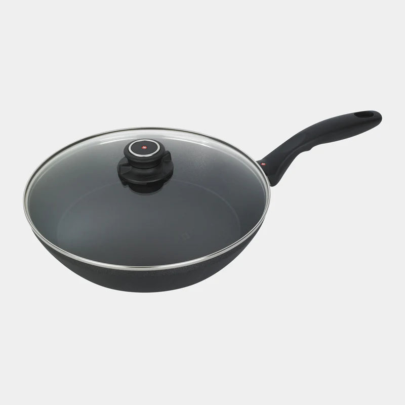 Swiss Diamond - XD Nonstick Stir-Fry Pan with Glass Lid - INDUCTION