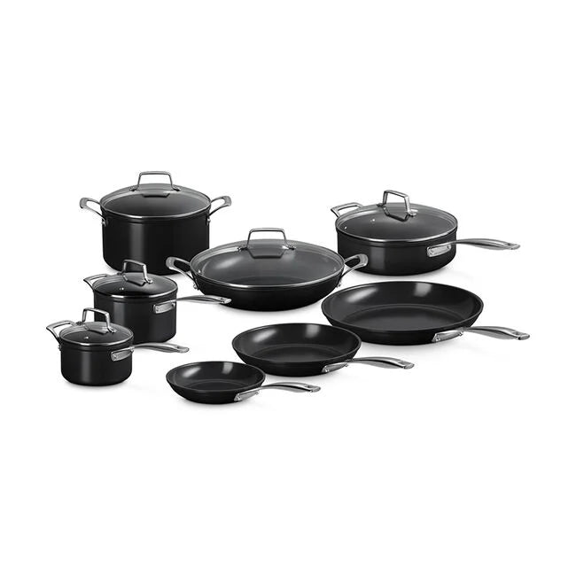 Le Creuset - Essential Non-Stick Ceramic 13-Piece Cookware Set