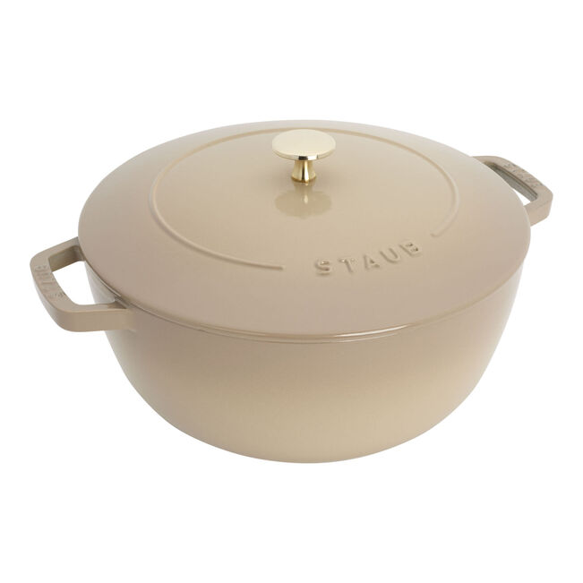STAUB CAST IRON -  Essential French Oven