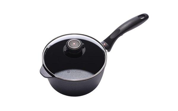 Swiss Diamond -XD Nonstick Saucepan With Lid